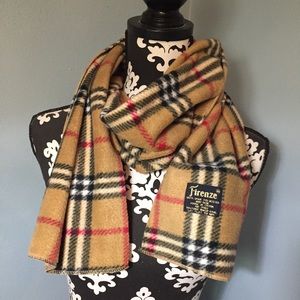 Soft Burberry-esque plaid scarf